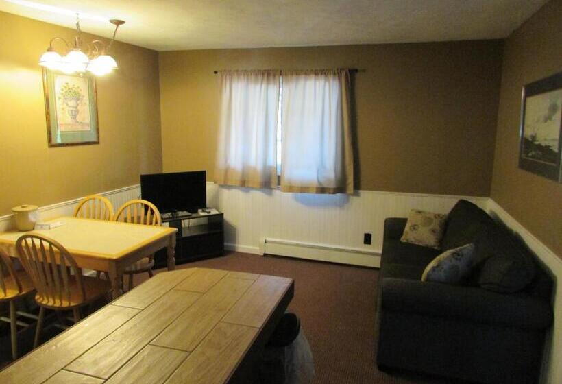 带2个卧室的公寓, The Lake George Inn