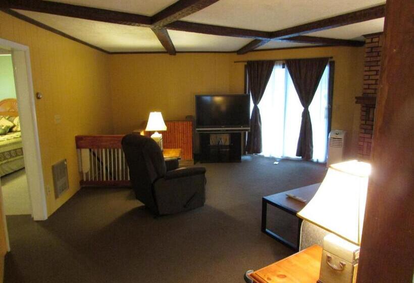 Апартаменты 2 Спальни, The Lake George Inn