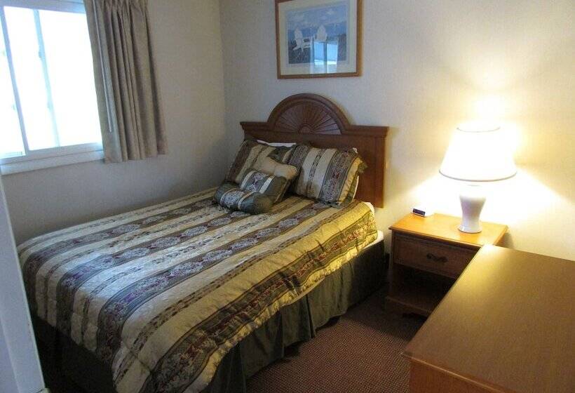 带2个卧室的公寓, The Lake George Inn