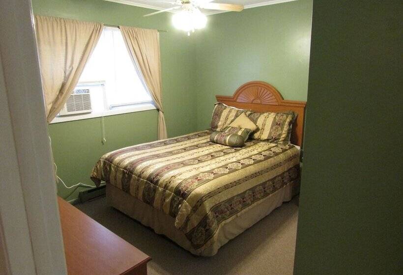 带2个卧室的公寓, The Lake George Inn