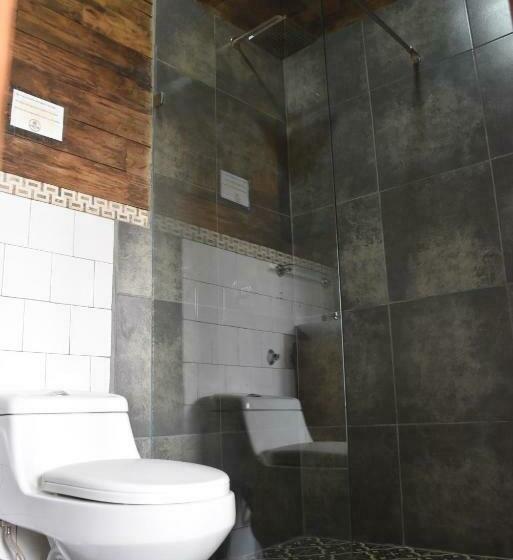 豪华房间, The Fox Hostel