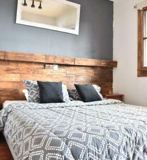 豪华房间, The Fox Hostel