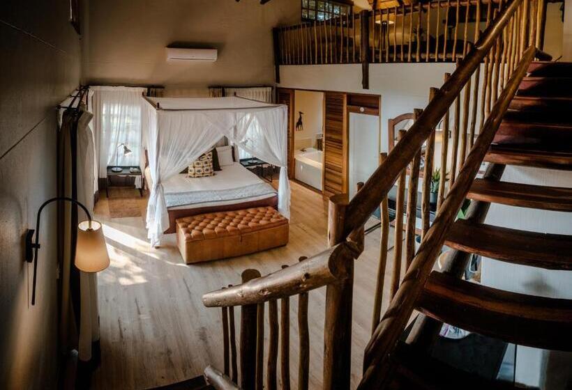 سوئیت با بالکن, Chobe Marina Lodge