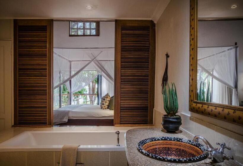 سوئیت با بالکن, Chobe Marina Lodge