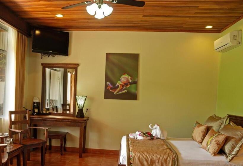 带大床的高级房间, Volcano Lodge, Hotel & Thermal Experience