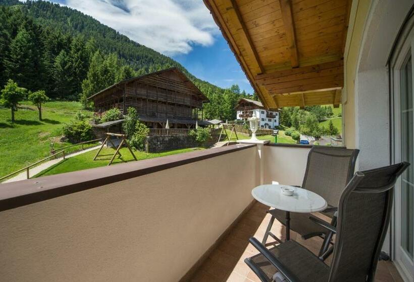 اتاق استاندارد با بالکن, Albion Mountain Spa Resort Dolomites