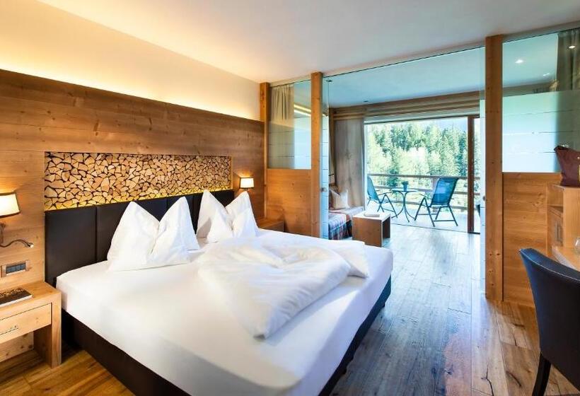 Полулюкс с Балконом, Albion Mountain Spa Resort Dolomites