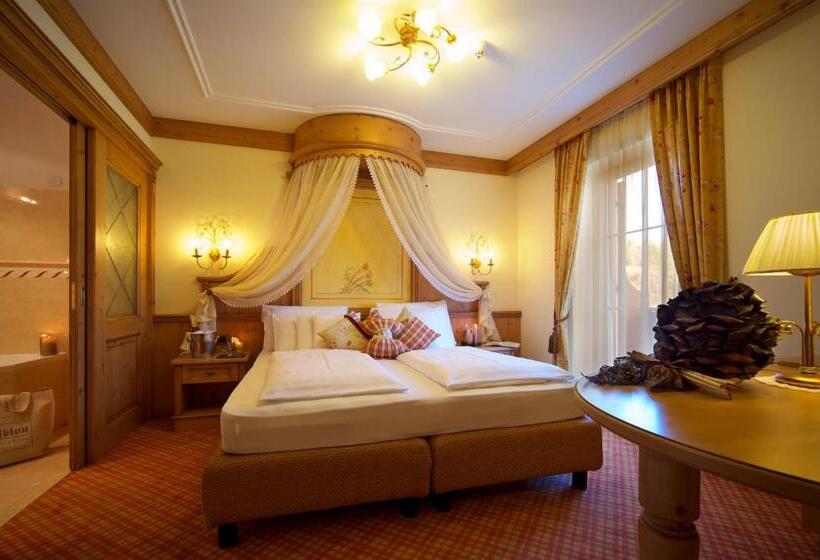 سوئیت با بالکن, Albion Mountain Spa Resort Dolomites