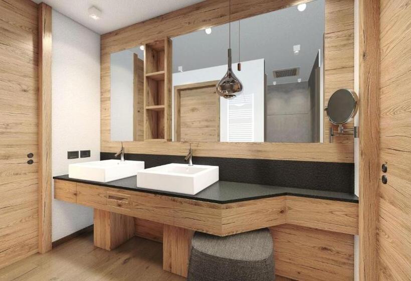 کلبه ییلاقی, Albion Mountain Spa Resort Dolomites