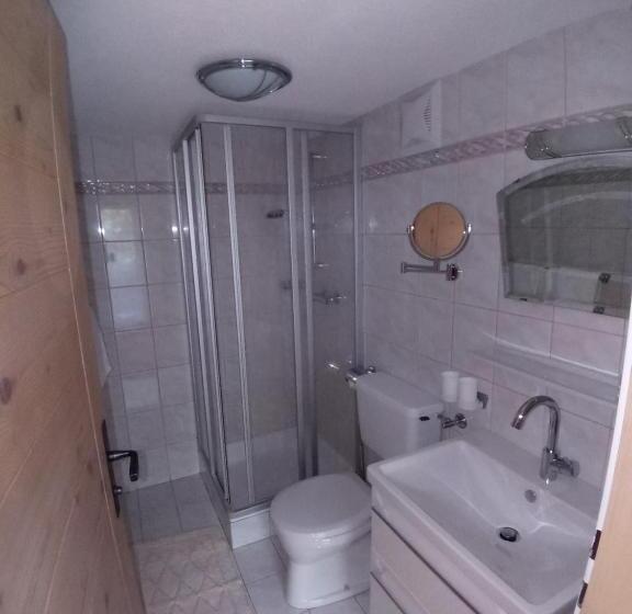 חדר סטנדרט עם מרפסת, Cafe Pension Erbhof