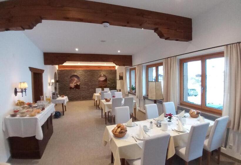 Номер Стандарт с Балконом, Cafe Pension Erbhof