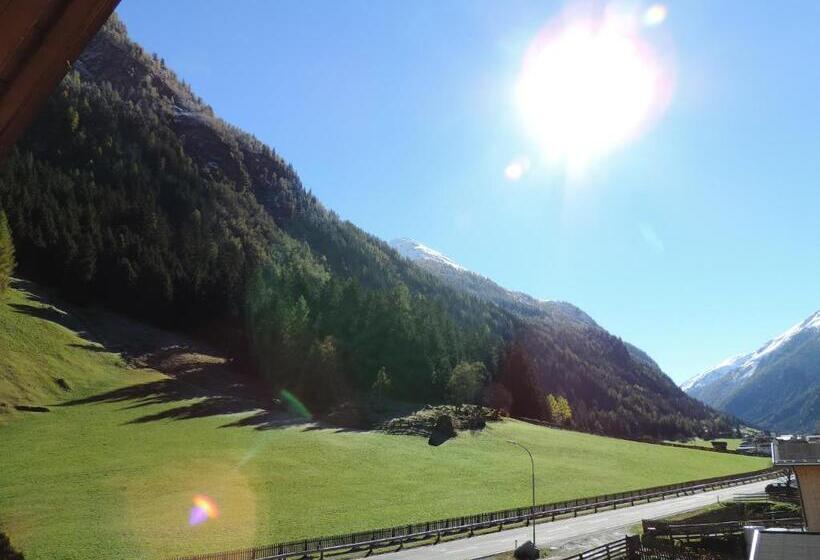 דירת שלושה חדרים, Haus Renate