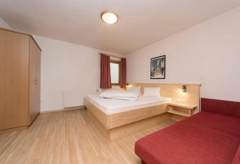 דירת שלושה חדרים, Haus Renate