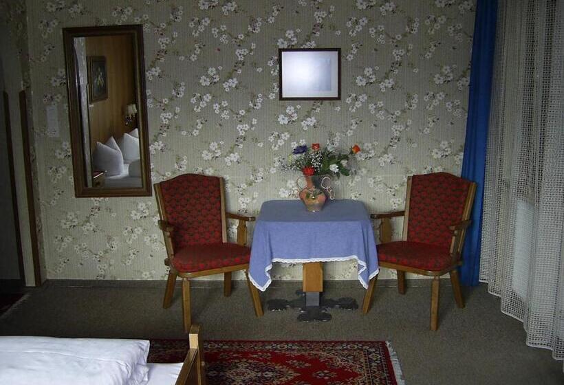 Трехместный Номер Стандарт с Балконом, Pension Mühlbachhof