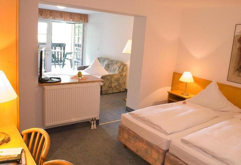 חדר משפחתי, Sonne