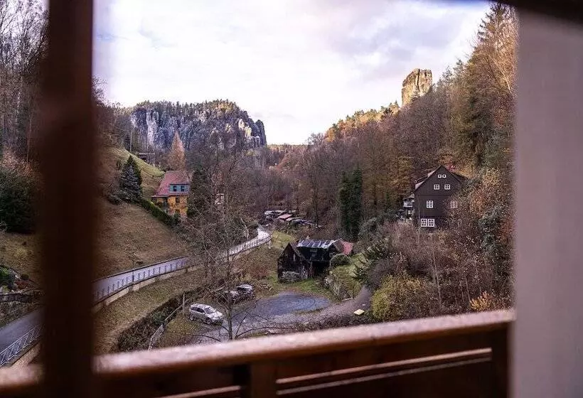 バルコニー付きスタンダードルーム, Amselgrundschlosschen
