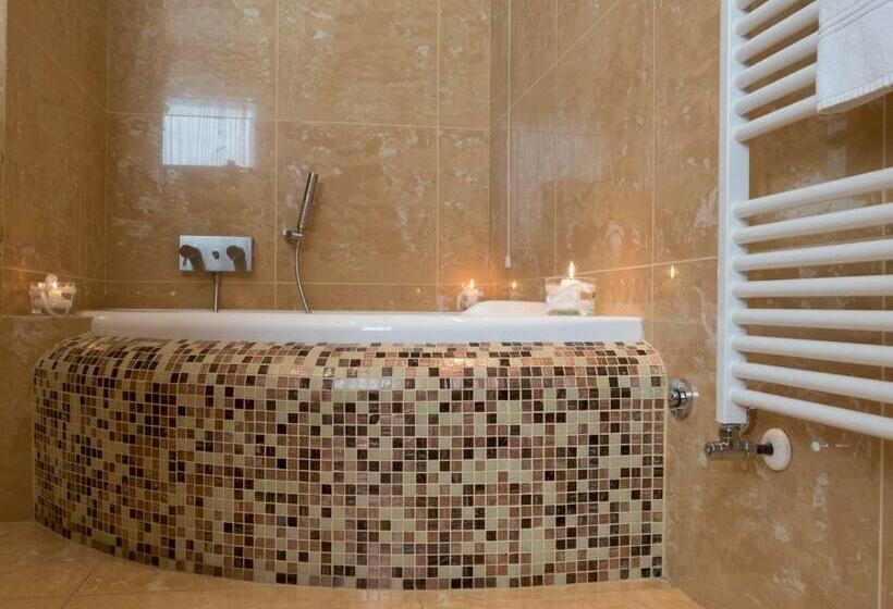 חדר דלוקס, Appia Antica