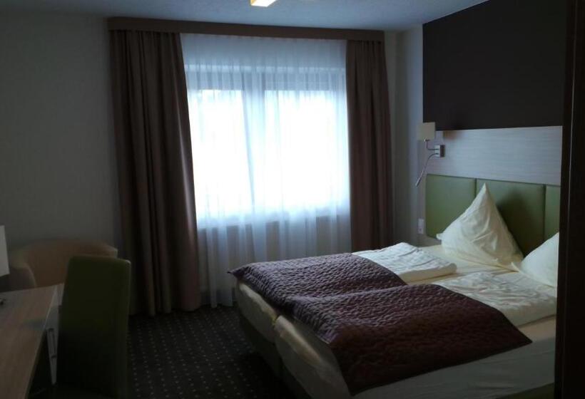 חדר קומפורט יחיד, Rhönblick Landhotel   Restaurant   Countrypub