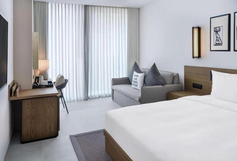スーペリアトリプルルーム, Radisson Beach Resort Palm Jumeirah