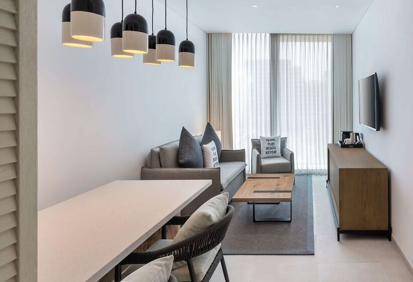 سوییت, Radisson Beach Resort Palm Jumeirah