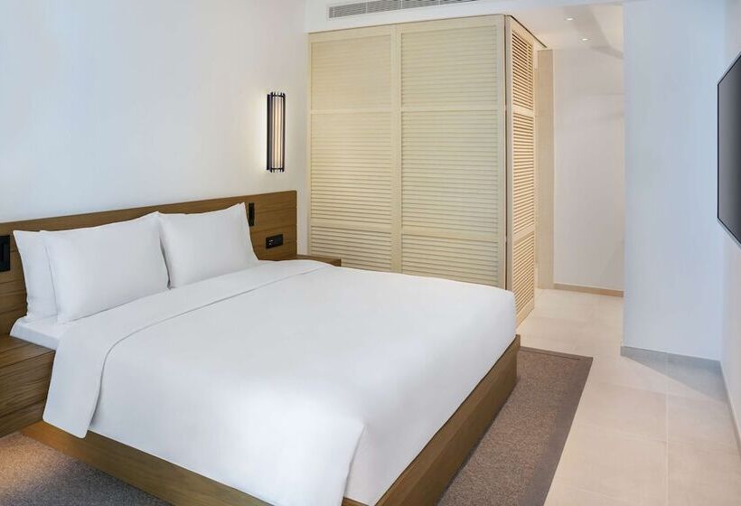 سوییت, Radisson Beach Resort Palm Jumeirah