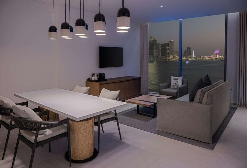 سوییت با چشمانداز دریا, Radisson Beach Resort Palm Jumeirah