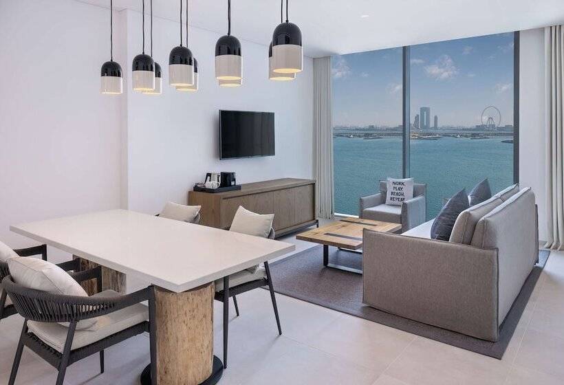 سوییت با چشم‌انداز دریا, Radisson Beach Resort Palm Jumeirah