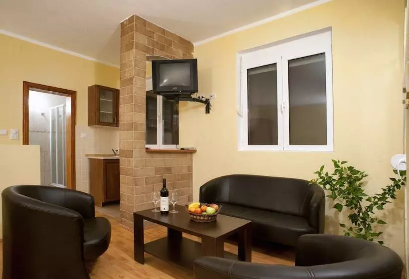 آپارتمان دوبلکس 1 خوابه, Castellamare Residence