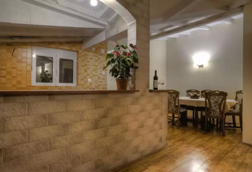 1 Bedroom Penthouse Apartment, Castellamare Residence