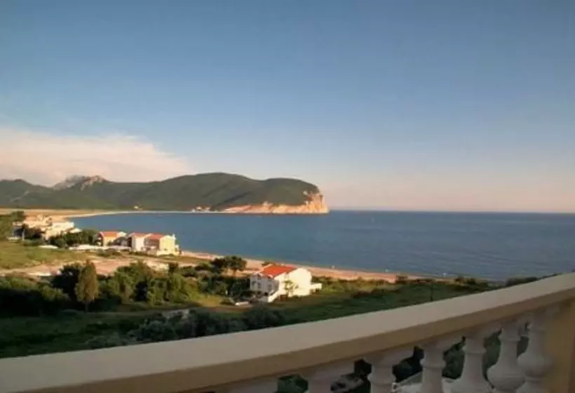 1 Bedroom Penthouse Apartment, Castellamare Residence