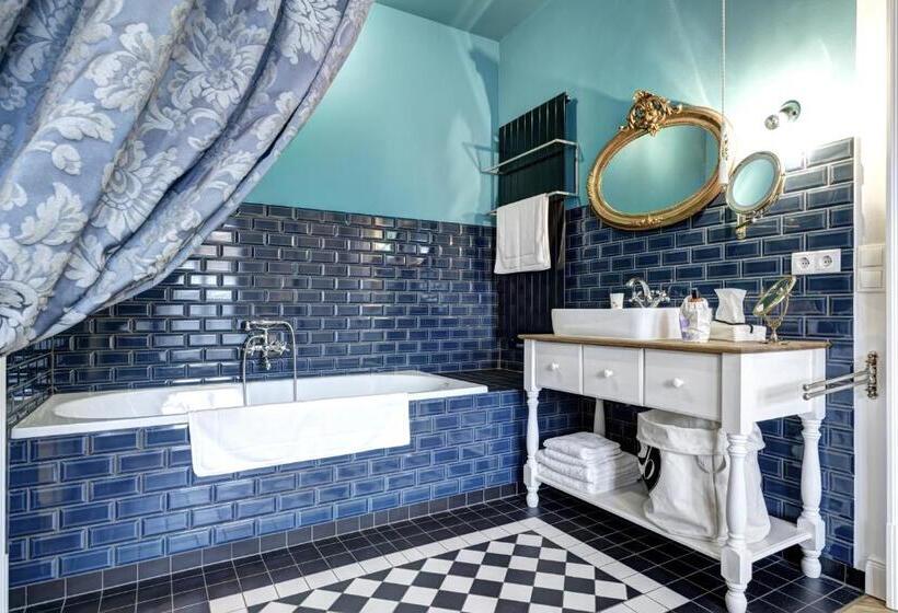 آپارتمان 1 خوابه با بالکن, Gorki Apartments