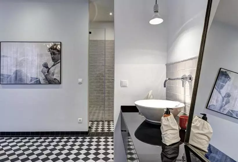 Standard Studio, Gorki Apartments
