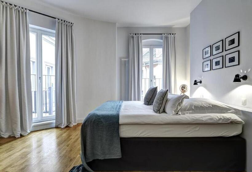 استودیوی استاندارد, Gorki Apartments