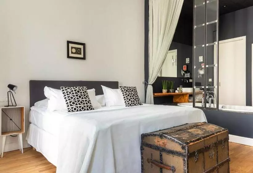Standard Studio, Gorki Apartments