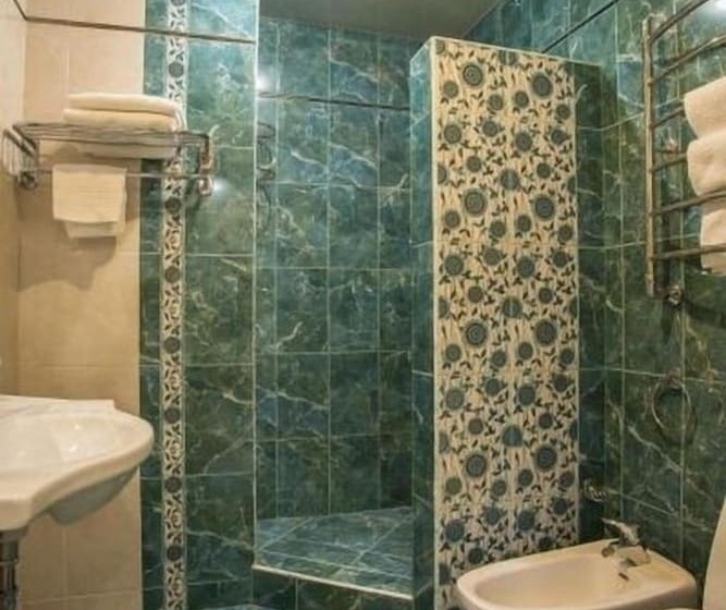 اتاق سوپریور, Aibga