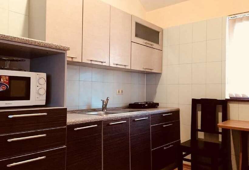 آپارتمان 1 خوابه, Aibga