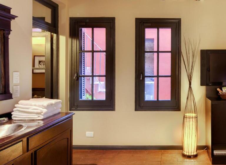 سوییت, Be Jardin Escondido By Coppola