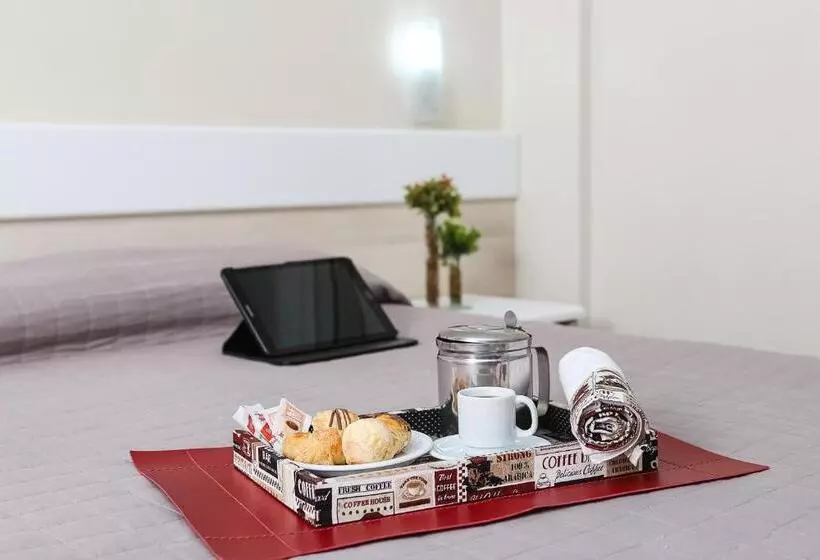 スタンダードシングルルーム, Express Rodoviaria