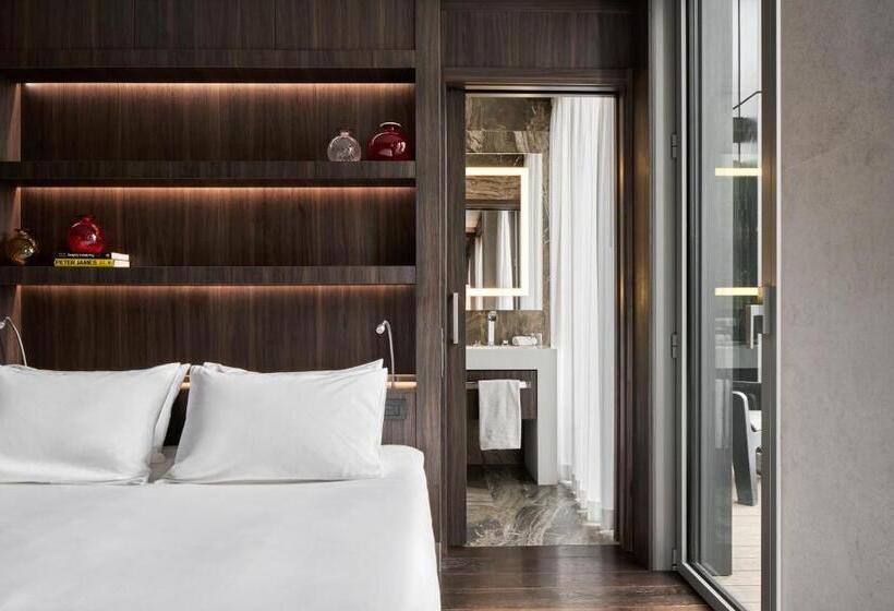 Suite with Terrace, Hyatt Centric Milan Centrale