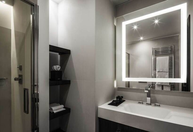 اتاق لوکس, Hyatt Centric Milan Centrale