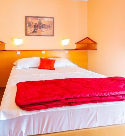 חדר קלאסי, Park