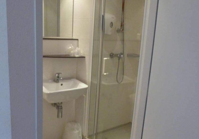 غرفة قياسية, Premiere Classe  Roissy  Aeroport Cdg  Le Mesnilamelot