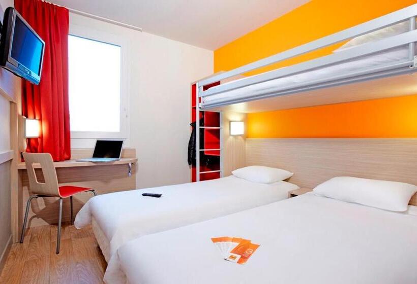 غرفة قياسية ثلاثية, Premiere Classe  Roissy  Aeroport Cdg  Le Mesnilamelot