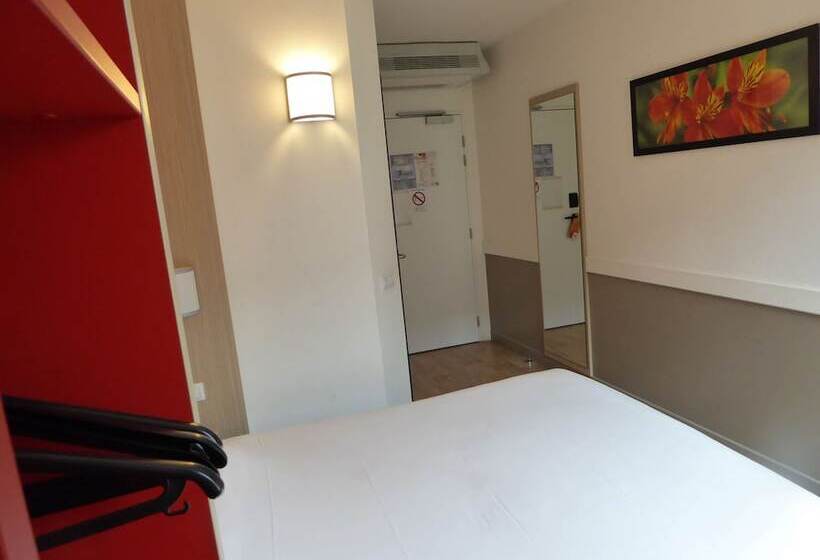 غرفة قياسية, Premiere Classe  Roissy  Aeroport Cdg  Le Mesnilamelot