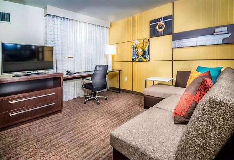 キングサイドベッドのスタンダードワンルーム, Residence Inn By Marriott Columbus Polaris