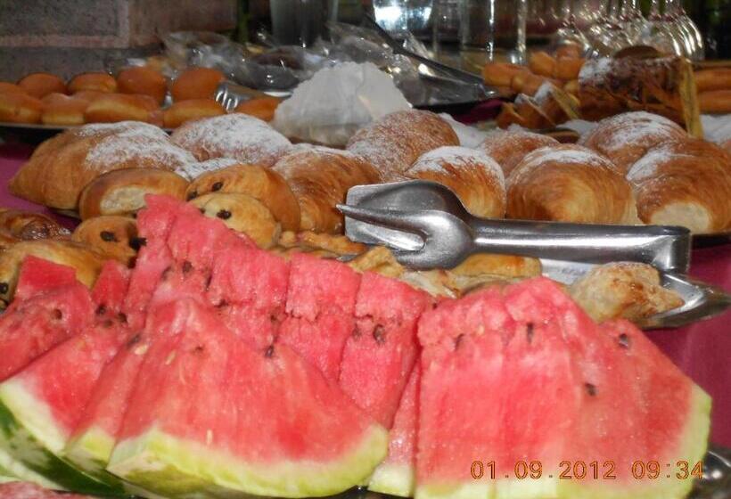 اتاق استاندارد چهار تخته, Residence Maria Grazia