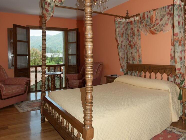 اتاق استاندارد با وان آب گرم, Posada Sobrevilla