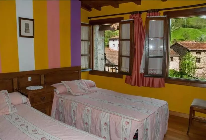 ファミリールーム, Posada Sobrevilla