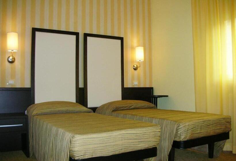 스탠다드 트리플 룸, San Carlo