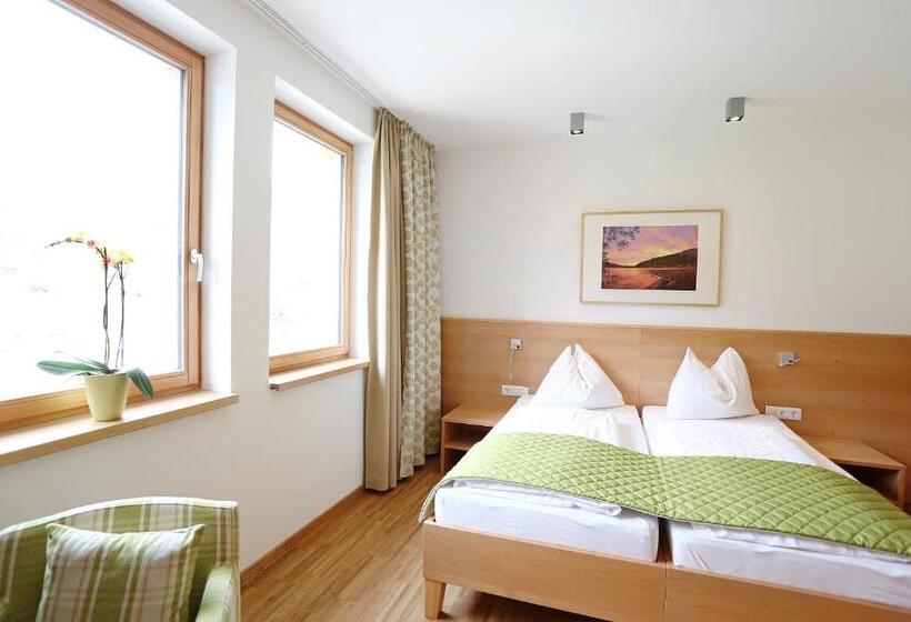 חדר סטנדרט נוף להרים, Seerose